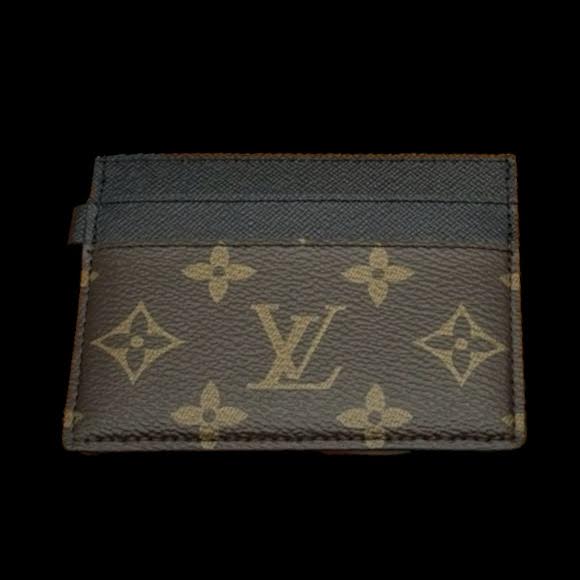 lv cardholder